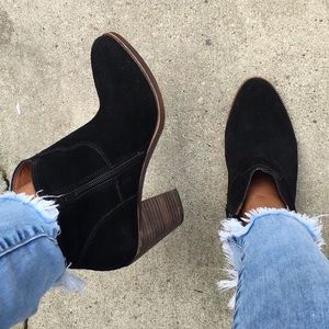 LUCKY BRAND ANKLE BOOTS